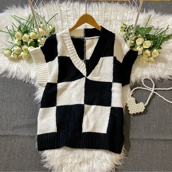 CHUNKY CHECK VEST ASO ZARA - Picture 1 of 7
